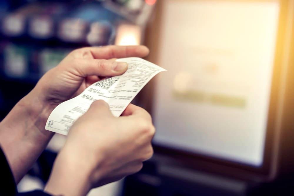 Essential UAE Driving Tips to Avoid Common Traffic Fines